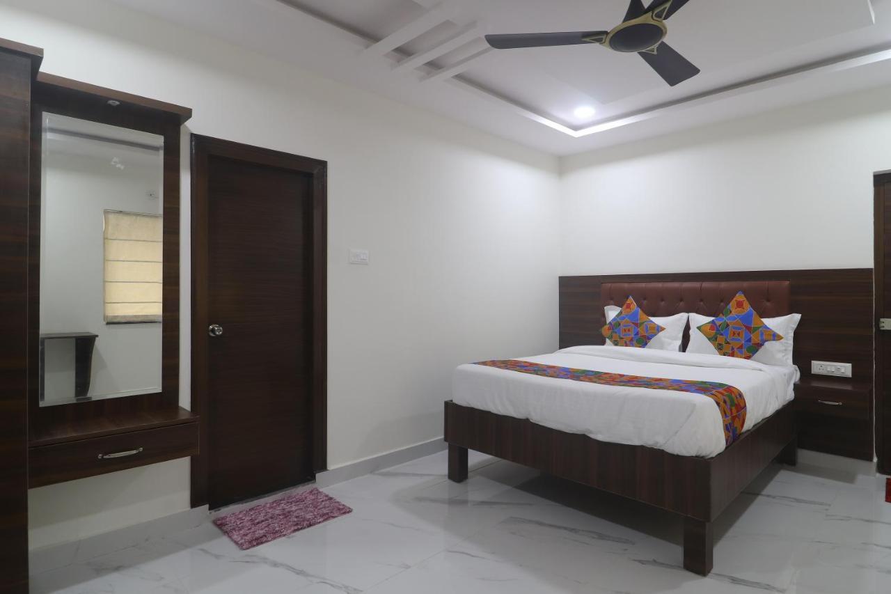 Unique Homestays Kondapur  Exterior photo